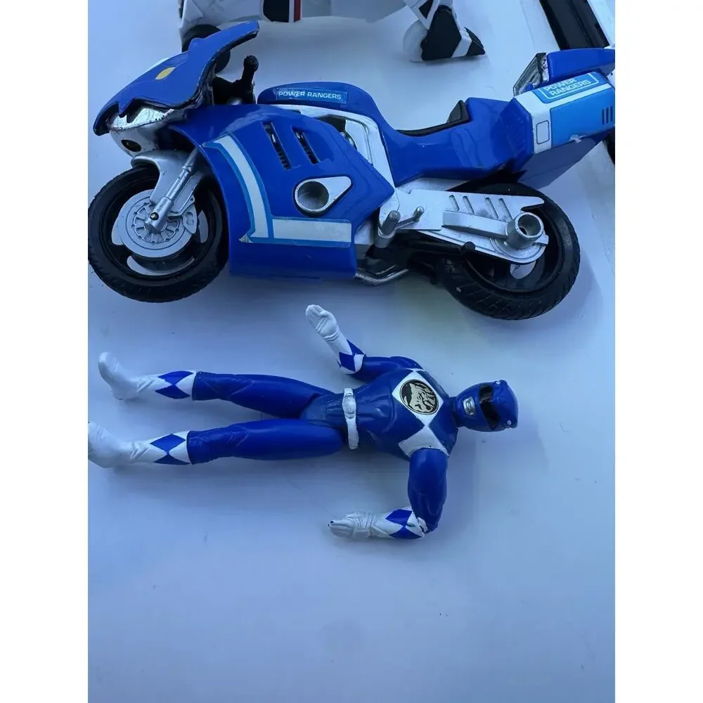 Power Ranger Action Figures Lot Vehicle Blue Red Motorcycle White Lion